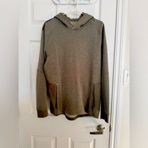 Lululemon men’s sweater size medium